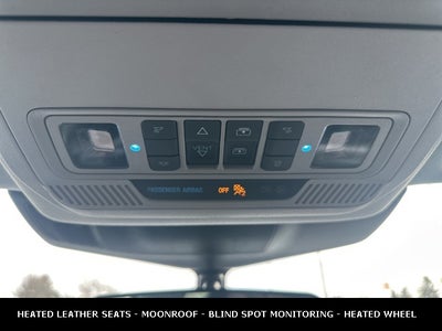 2023 Ford Explorer XLT 4WD