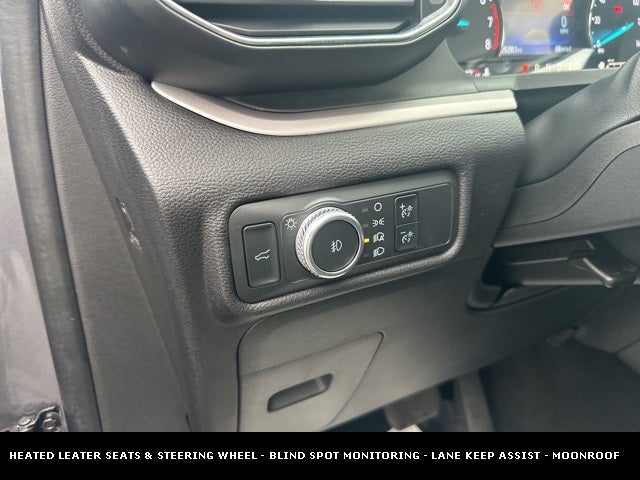 2022 Ford Explorer XLT 4WD