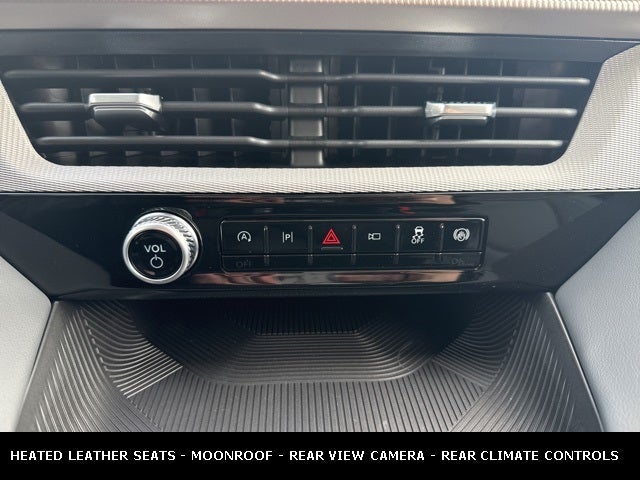 2026 Ford Explorer Active PANORAMIC ROOF