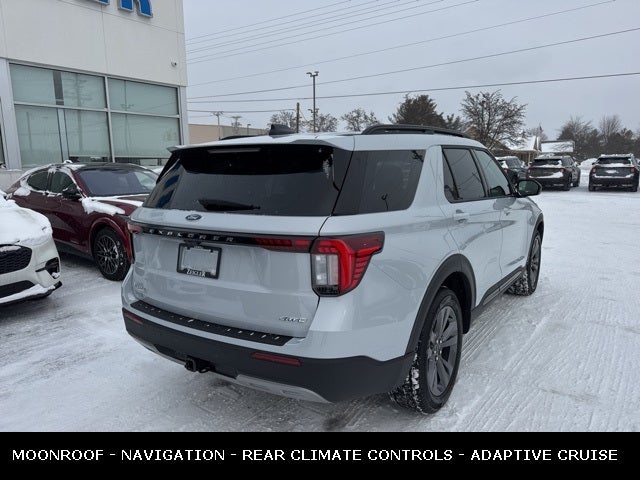 2026 Ford Explorer Active MOONROOF