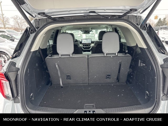 2026 Ford Explorer Active MOONROOF