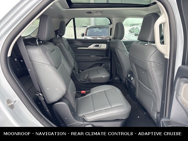 2026 Ford Explorer Active MOONROOF