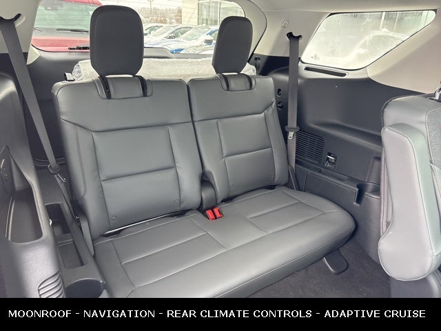 2026 Ford Explorer Active MOONROOF