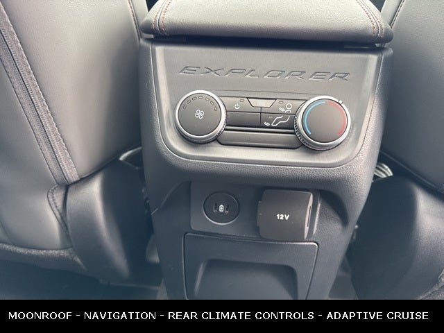 2026 Ford Explorer Active MOONROOF