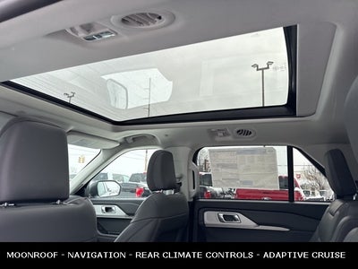 2026 Ford Explorer Active MOONROOF