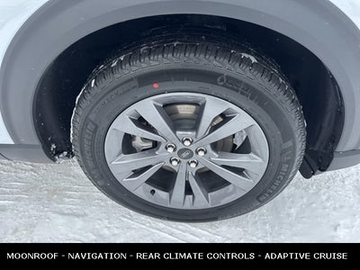 2026 Ford Explorer Active MOONROOF