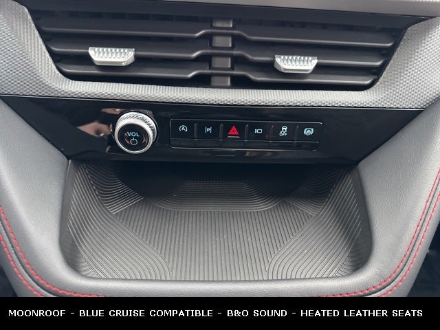 2026 Ford Explorer ST-Line 4WD