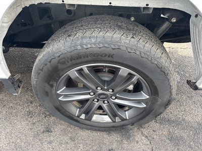 2023 Ford F-150 Lariat TWIN PANEL MOONROOF