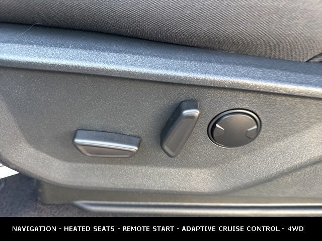 2025 Ford F-150 XLT BLACK APPEARANCE PACKAGE