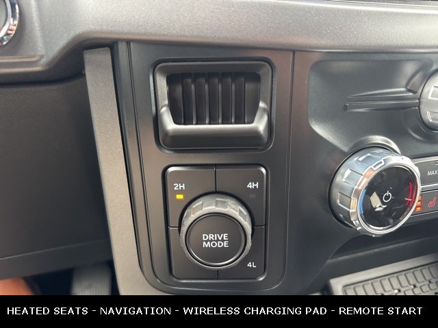 2025 Ford F-150 XLT BLACK APPEARANCE PACKAGE