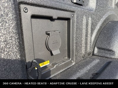 2025 Ford F-150 XLT 5.0 V8