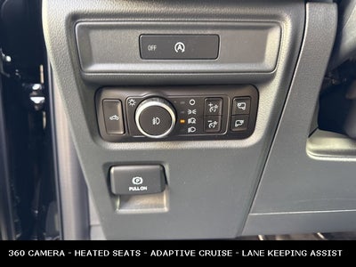 2025 Ford F-150 XLT 5.0 V8