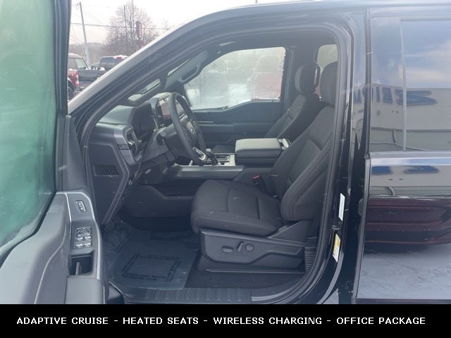 2025 Ford F-150 XLT BLACKOUT PACKAGE