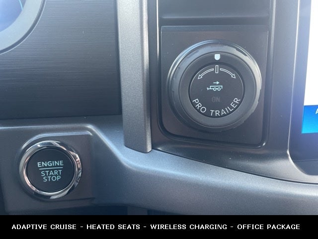 2025 Ford F-150 XLT BLACKOUT PACKAGE