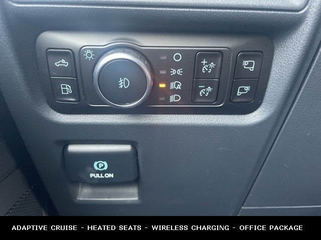 2025 Ford F-150 XLT BLACKOUT PACKAGE