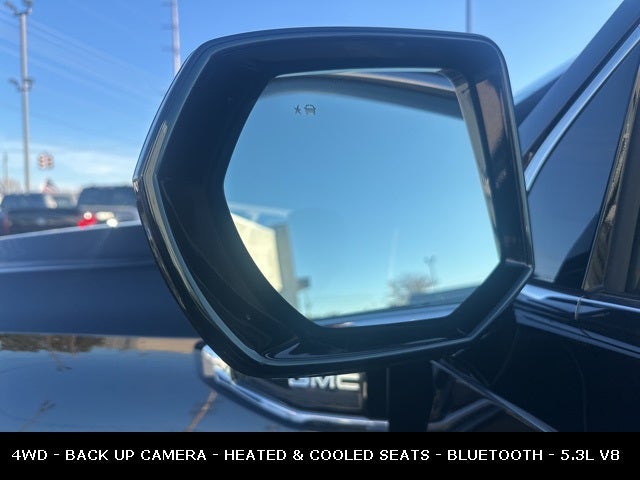 2023 GMC Yukon SLT 4WD