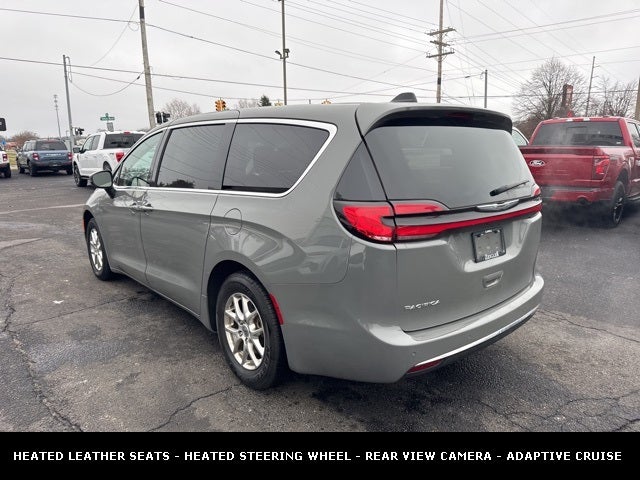 2023 Chrysler Pacifica Touring L STOW N GO SEATING
