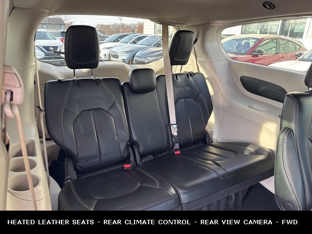 2023 Chrysler Pacifica Touring L STOW N GO SEATING