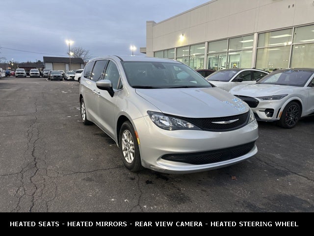 2023 Chrysler Voyager LX STOW N GO SEATING