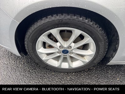 2019 Ford Fusion Hybrid SE 42 MPG