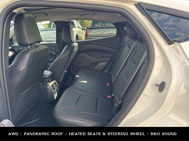 2025 Ford Mustang Mach-E Premium EXTENDED RANGE BATTERY