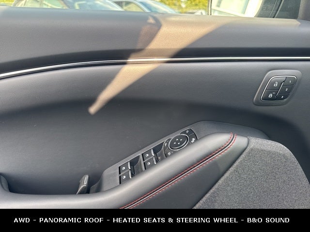 2025 Ford Mustang Mach-E Premium EXTENDED RANGE BATTERY