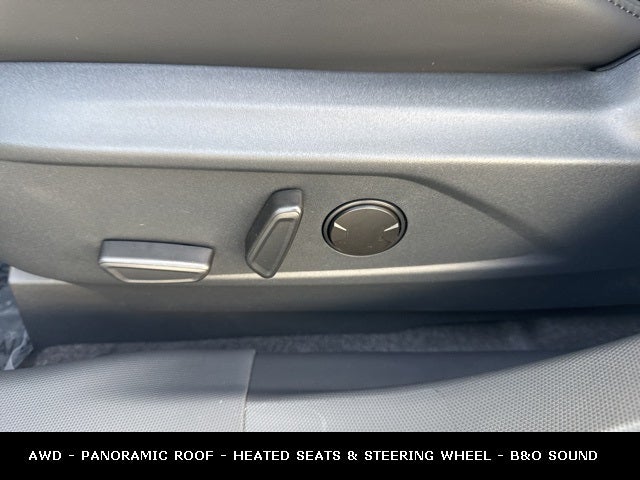 2025 Ford Mustang Mach-E Premium EXTENDED RANGE BATTERY