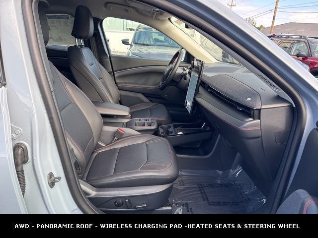 2025 Ford Mustang Mach-E Premium EXTENDED RANGE BATTERY AWD