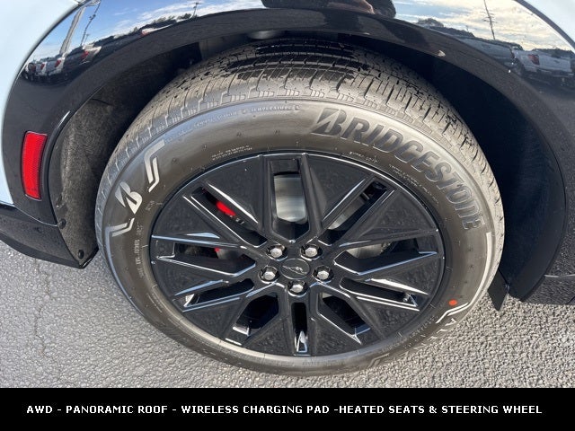 2025 Ford Mustang Mach-E Premium EXTENDED RANGE BATTERY AWD