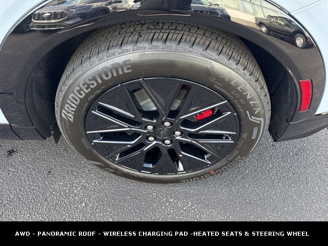 2025 Ford Mustang Mach-E Premium EXTENDED RANGE BATTERY AWD