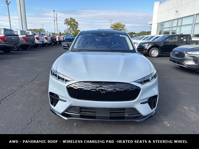 2025 Ford Mustang Mach-E Premium EXTENDED RANGE BATTERY AWD