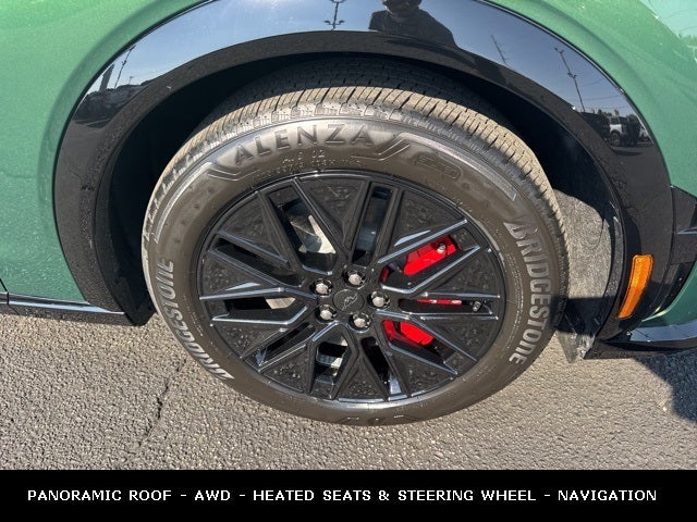 2025 Ford Mustang Mach-E Premium EXTENDED RANGE BATTERY