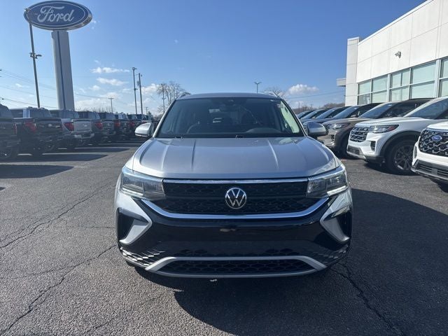 2023 Volkswagen Taos 1.5T SE AWD