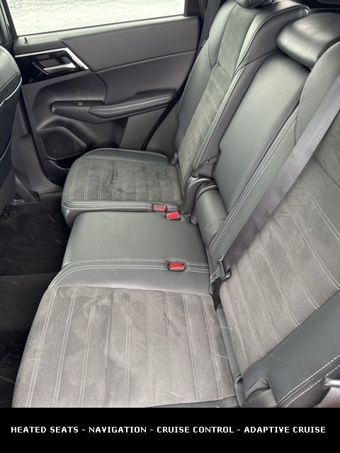 2024 Mitsubishi Outlander SE TECH PACK