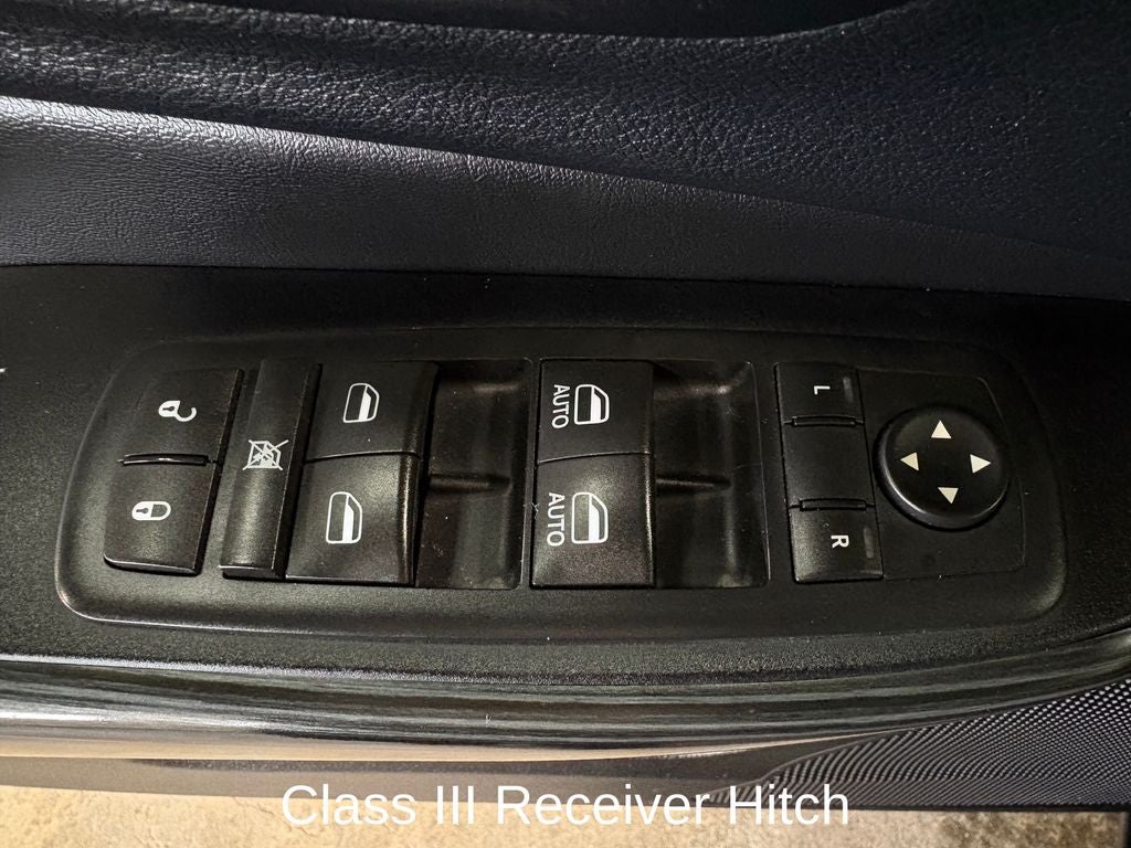 2016 Jeep Cherokee Trailhawk Integrated Voice Command w/Bluetooth