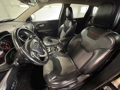 2016 Jeep Cherokee Trailhawk Integrated Voice Command w/Bluetooth