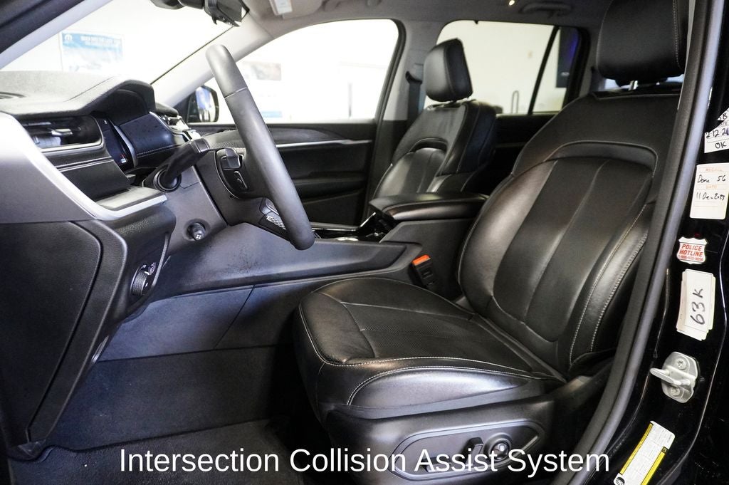 2023 Jeep Grand Cherokee Limited Navigation System & Surround View Camera System