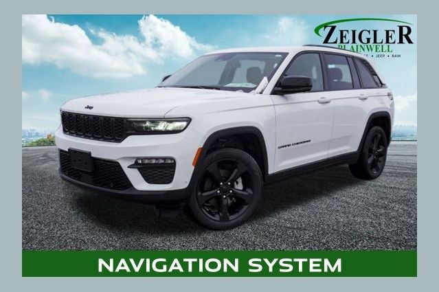 2023 Jeep Grand Cherokee Limited Blackout Package with Navigation