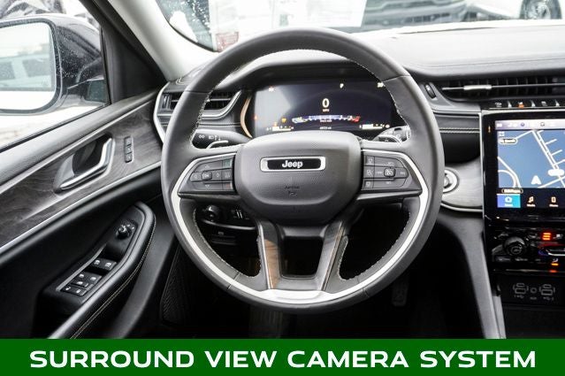 2023 Jeep Grand Cherokee Limited Blackout Package with Navigation