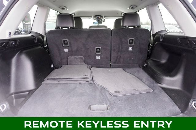 2023 Jeep Grand Cherokee Limited Blackout Package with Navigation