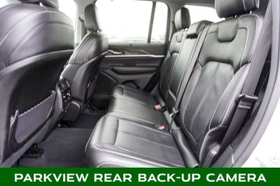 2023 Jeep Grand Cherokee Limited Blackout Package with Navigation