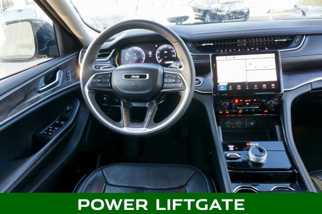 2023 Jeep Grand Cherokee Limited Blackout Package with Navigation