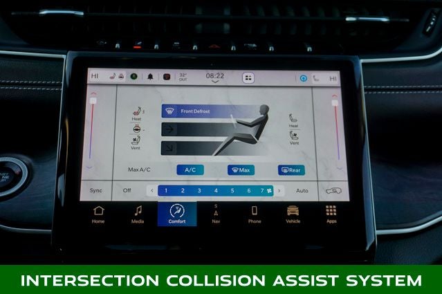 2023 Jeep Grand Cherokee Limited Blackout Package with Navigation