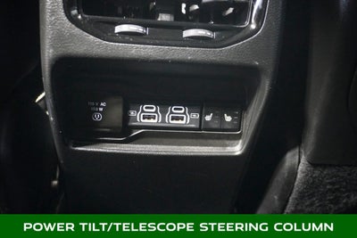 2023 Jeep Grand Cherokee Limited Blackout Package with Navigation