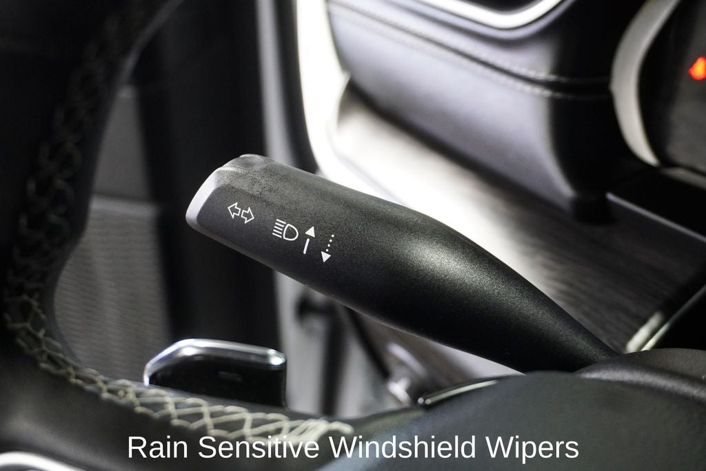 2023 Jeep Grand Cherokee Limited Blackout Package with Navigation