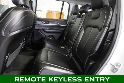 2023 Jeep Grand Cherokee Limited Blackout Package with Navigation