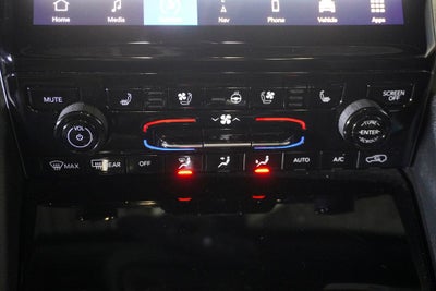 2024 Jeep Grand Cherokee Limited Navigation System & Dual-Pane Panoramic Sunroof