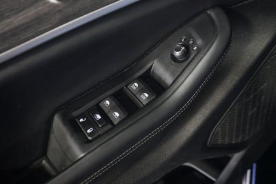 2024 Jeep Grand Cherokee Limited Navigation System & Dual-Pane Panoramic Sunroof