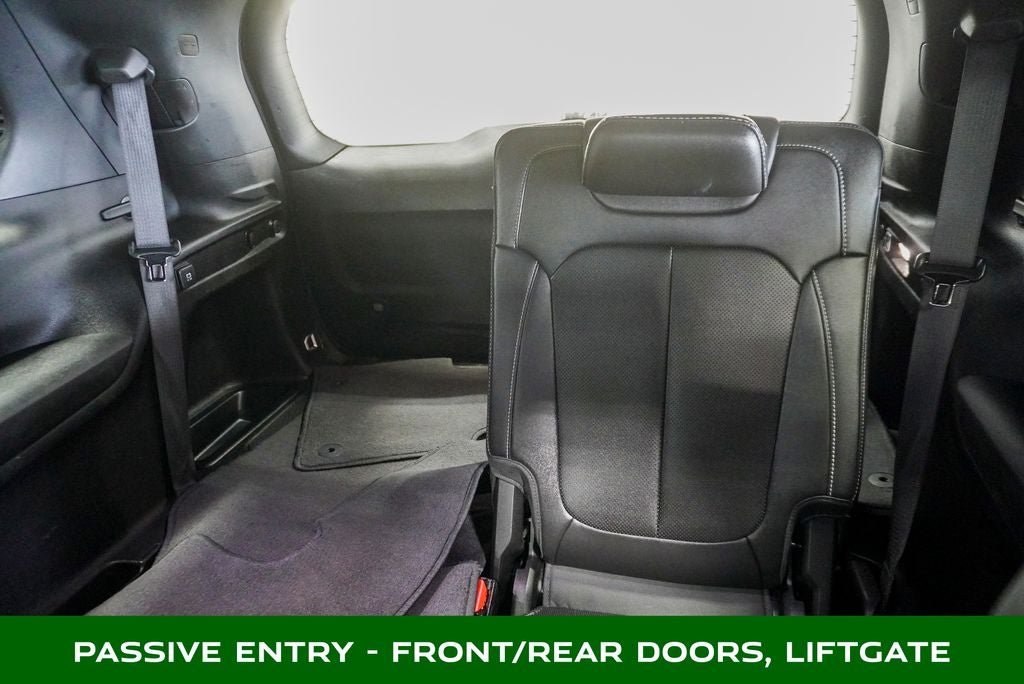 2024 Jeep Grand Cherokee L Limited Navigation System & Dual-Pane Panoramic Sunroof