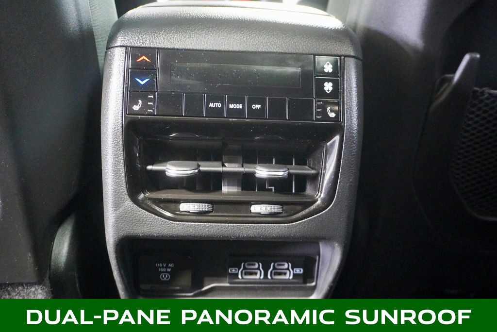 2024 Jeep Grand Cherokee L Limited Navigation System & Dual-Pane Panoramic Sunroof
